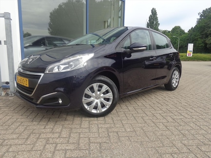 Peugeot 208 0