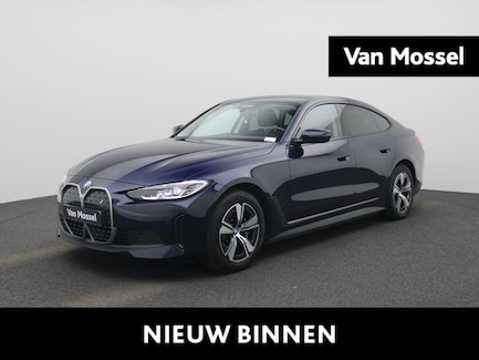 BMW i4 0