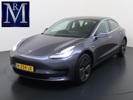 Tesla Model 3 0