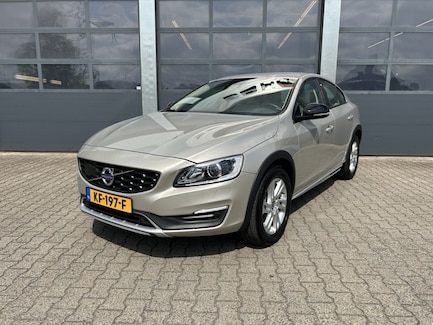 Volvo S60 Cross Country 0