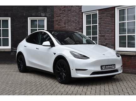 Tesla Model Y 0