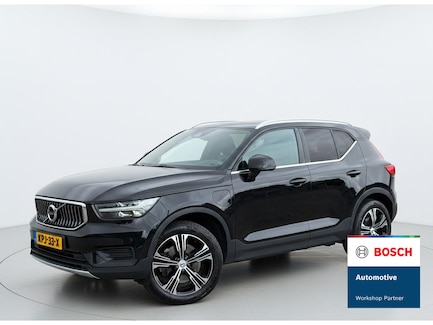 Volvo XC40 0