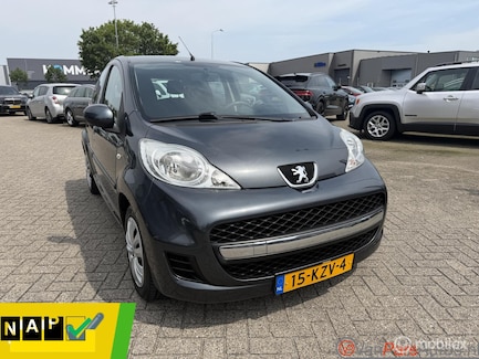 Peugeot 107 0