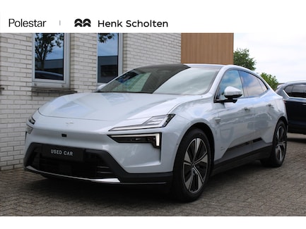 Polestar 4 0