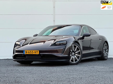 Porsche Taycan 0