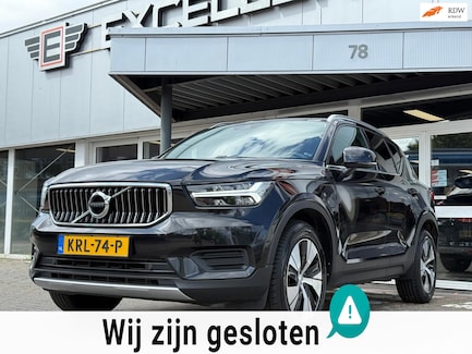 Volvo XC40 0