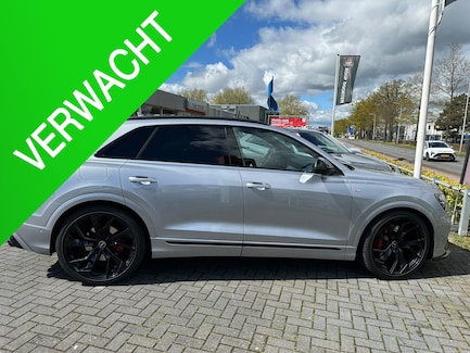 Audi Q8 0