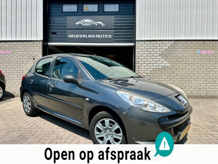 Peugeot 206+ 0