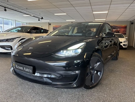 Tesla Model 3 0