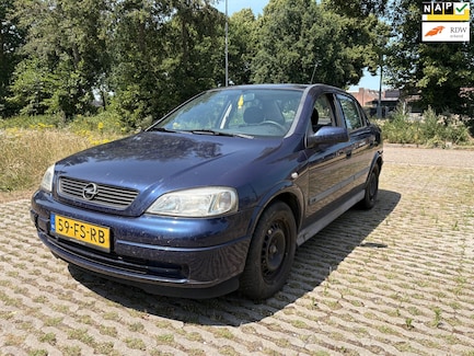 Opel Astra 0
