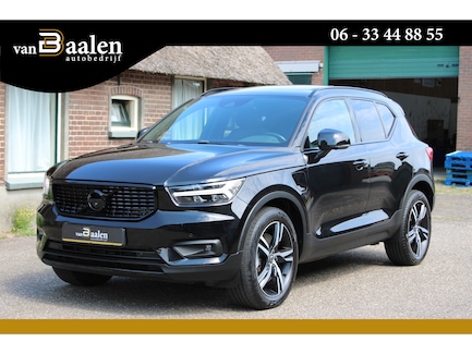 Volvo XC40 0