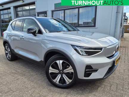 Volvo XC40 0