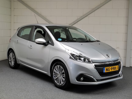 Peugeot 208 0