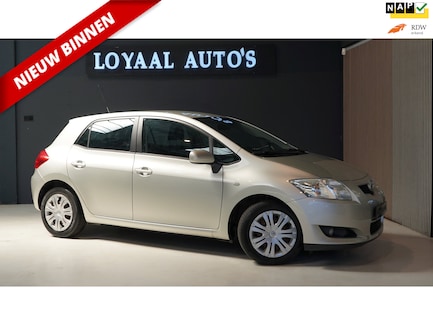Toyota Auris 0