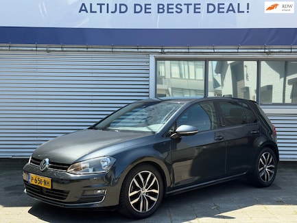 Volkswagen Golf 0