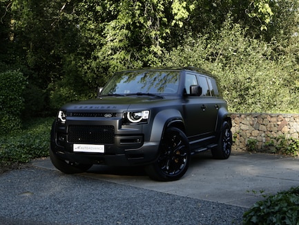 Land Rover Defender 0