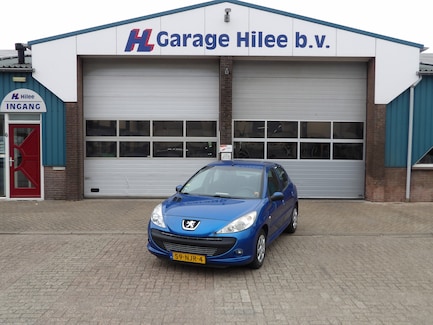 Peugeot 206+ 0