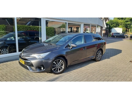 Toyota Avensis 0