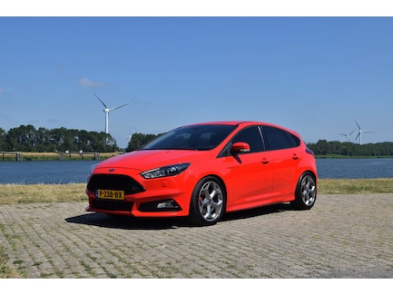 Ford Focus 0