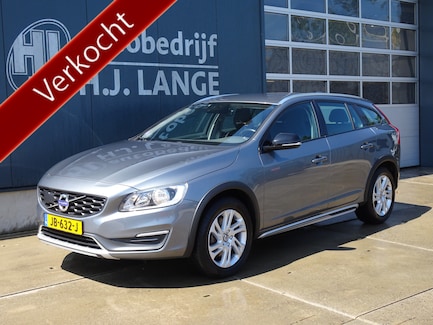 Volvo V60 Cross Country 0