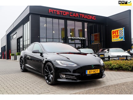Tesla Model S 0