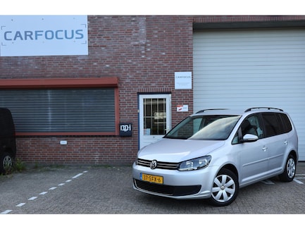 Volkswagen Touran 0