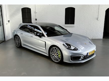 Porsche Panamera 0