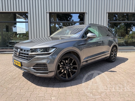 Volkswagen Touareg 0