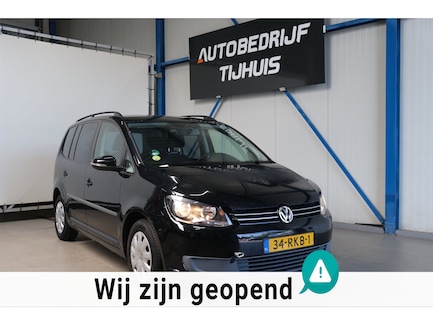 Volkswagen Touran 0