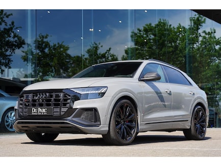 Audi SQ8 0