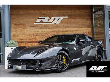 Ferrari 812 Superfast 0