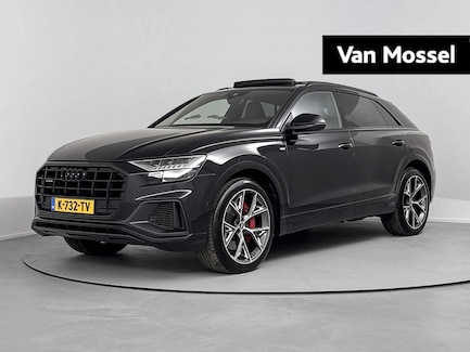 Audi Q8 0