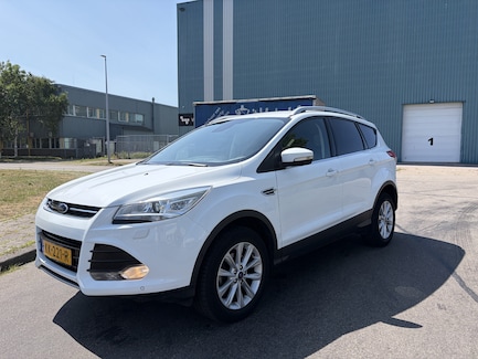 Ford Kuga 0