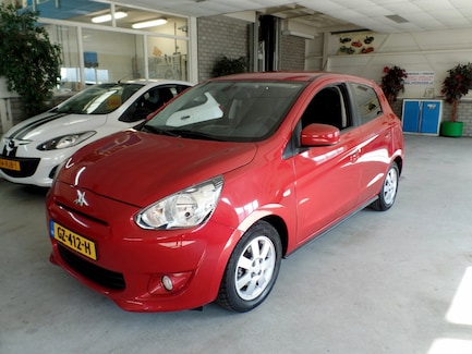 Mitsubishi Space Star 0