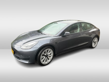 Tesla Model 3 0