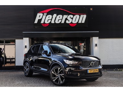 Volvo XC40 0