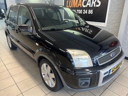 Ford Fusion 0