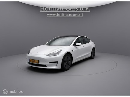 Tesla Model 3 0