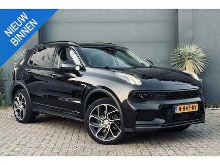 Lynk & Co 01 0