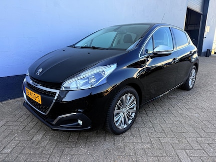 Peugeot 208 0