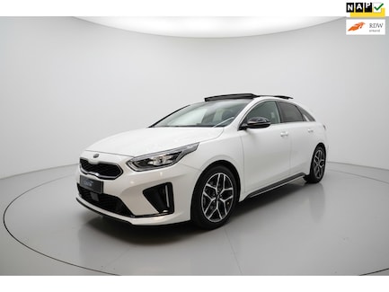 Kia ProCeed 0