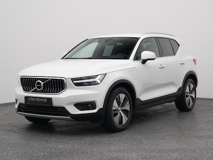 Volvo XC40 0