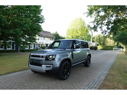 Land Rover Defender 0