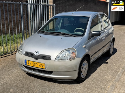 Toyota Yaris 0