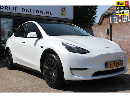 Tesla Model Y 0