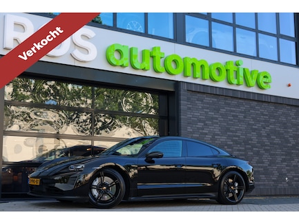 Porsche Taycan 0