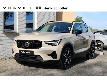 Volvo XC40 0