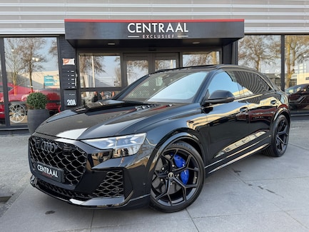 Audi RS Q8 0