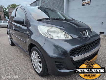 Peugeot 107 0