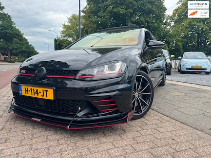 Volkswagen Golf 0